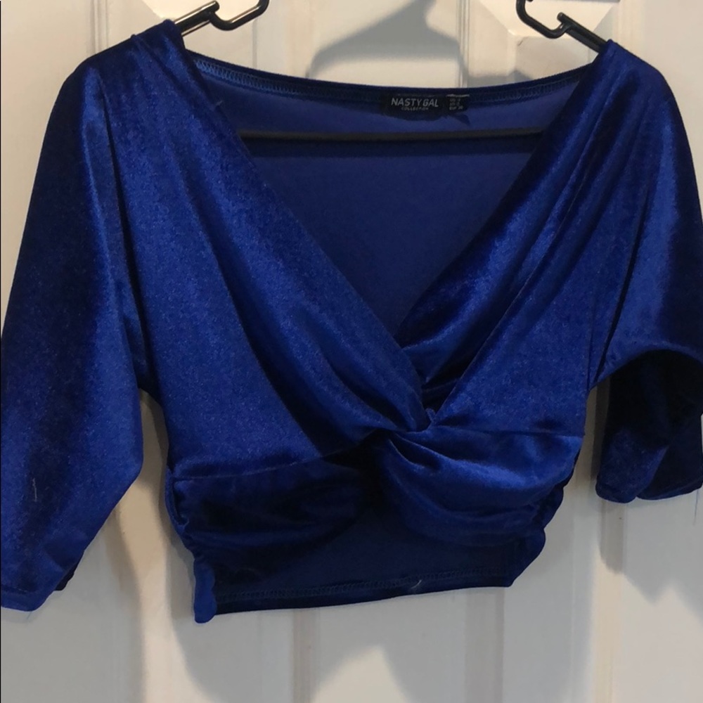 Blue velvet crop